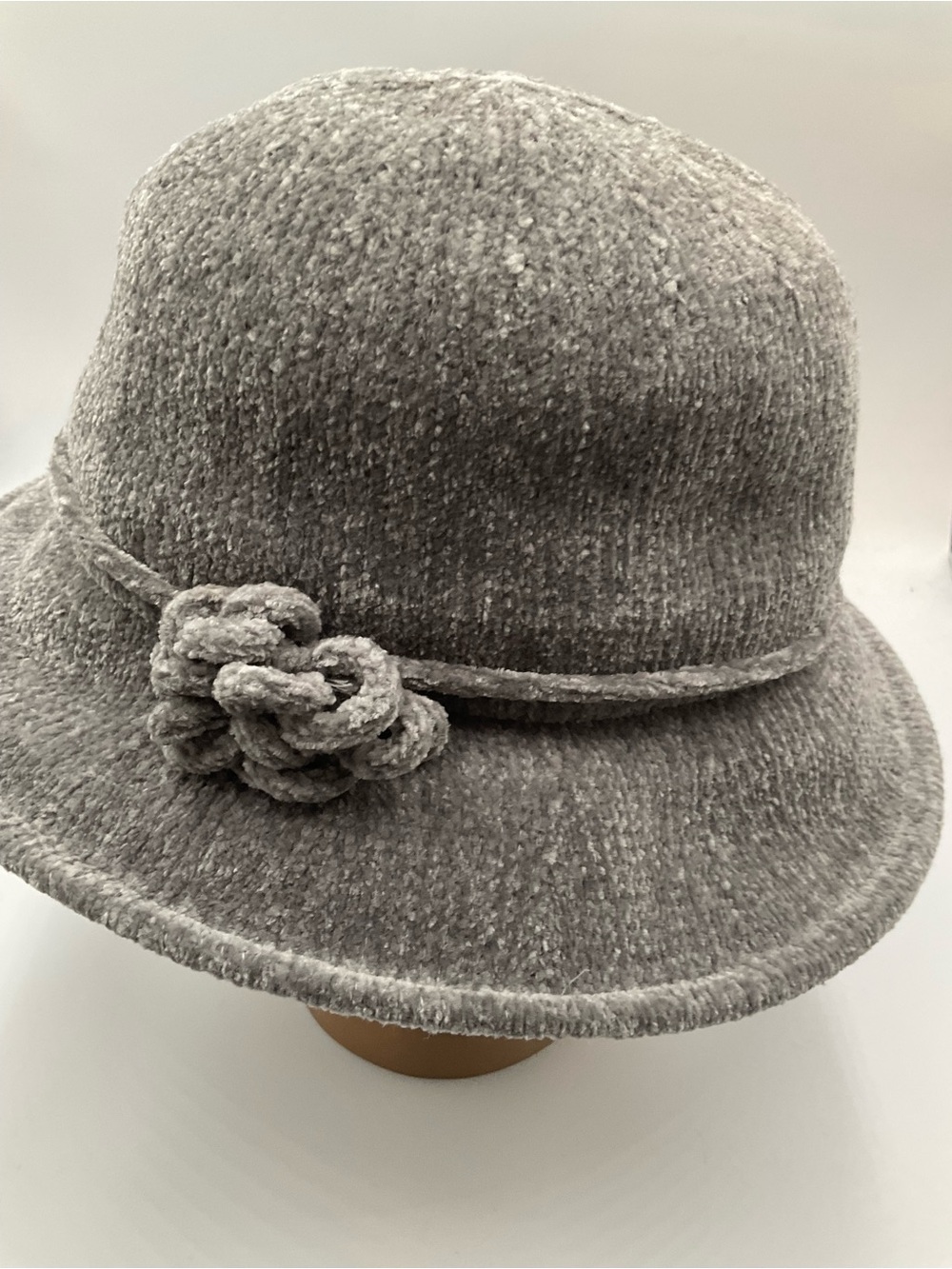 ADORA Gray Knit Cloche Hat with Flower Trim